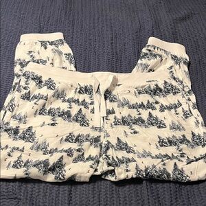 American Eagle Outfitters Men’s Forest Print Joggers/PJ Bottom